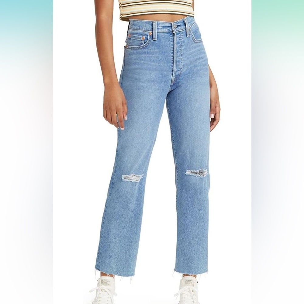 Levi’s Ribcage Straight Ankle Jeans